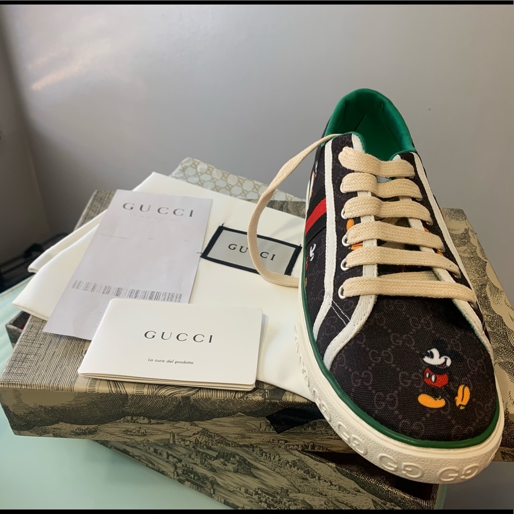 Gucci Men sneakers